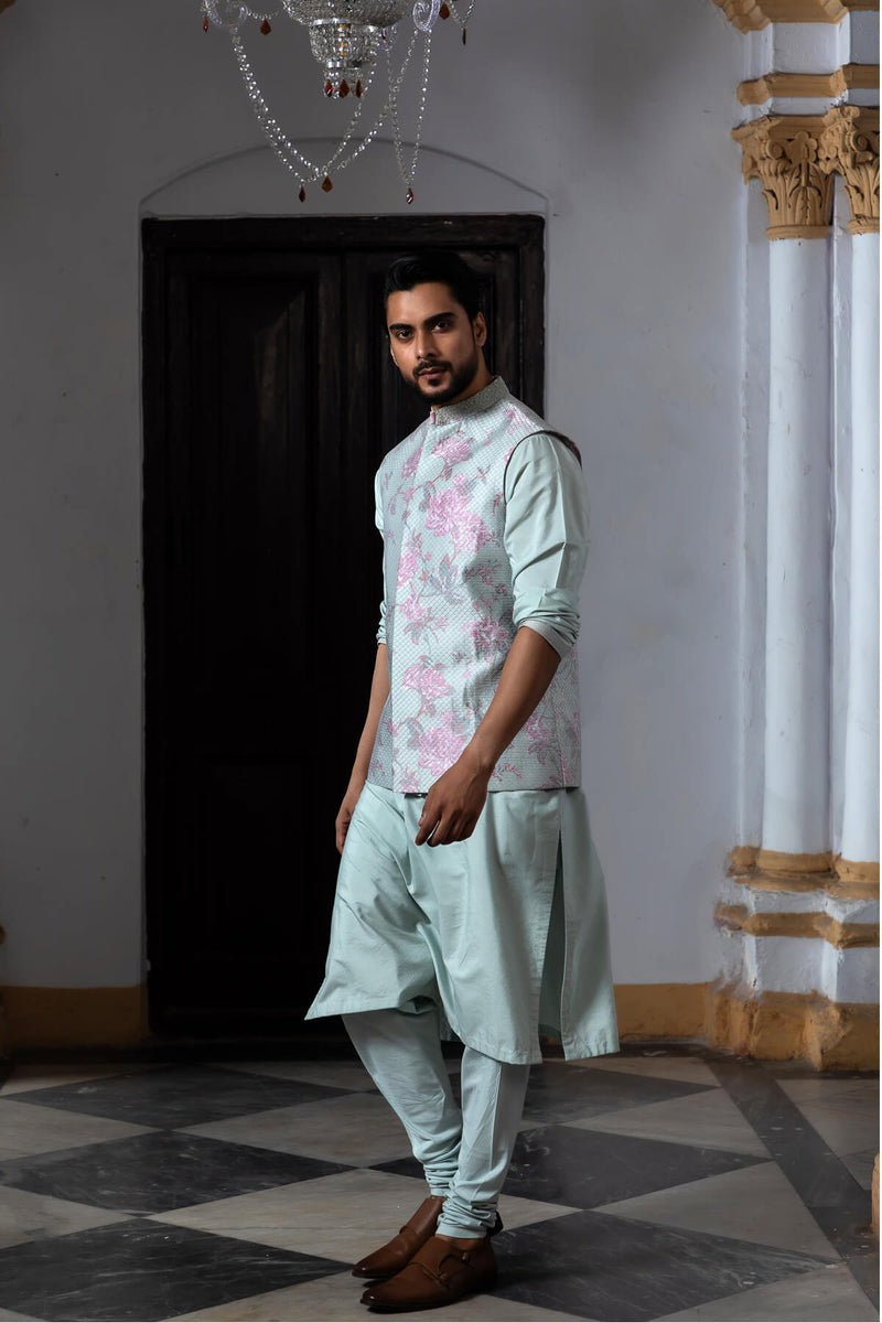 Regal Essence Kurta Set