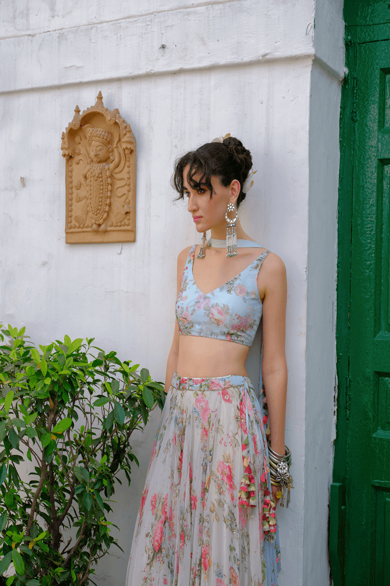 Clarisse Veil Lehenga