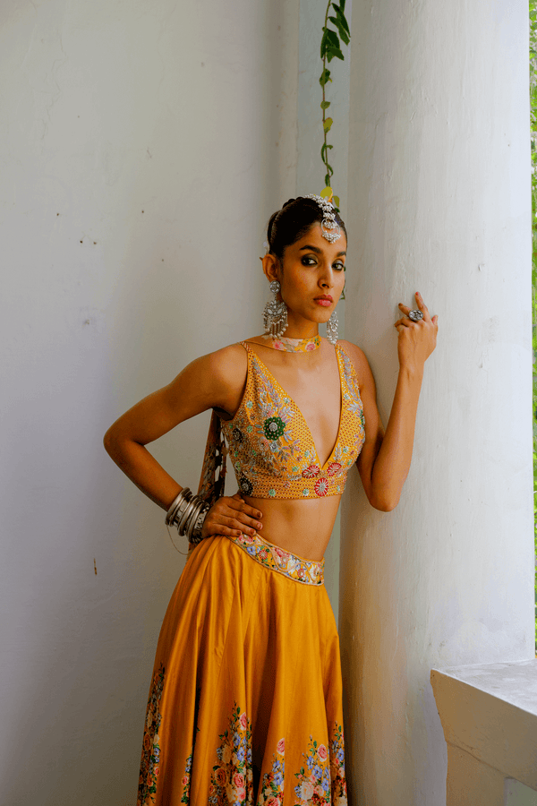 Odette Veil Lehenga