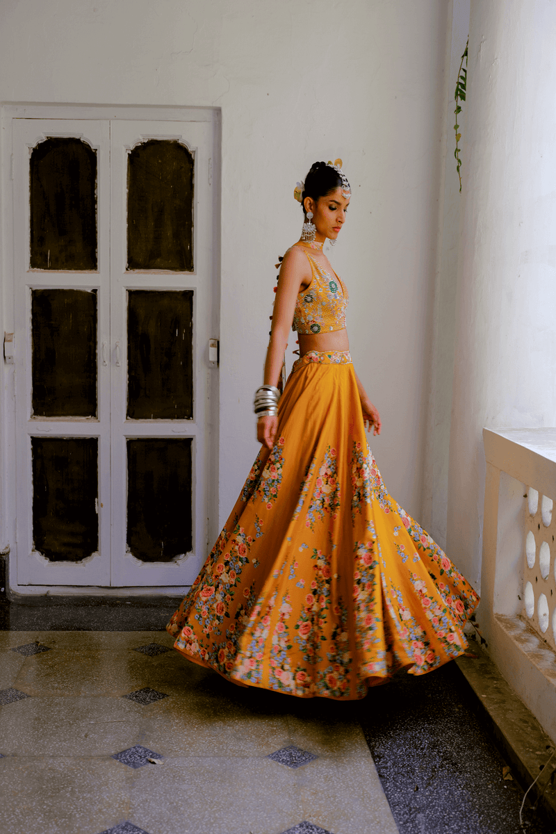 Odette Veil Lehenga