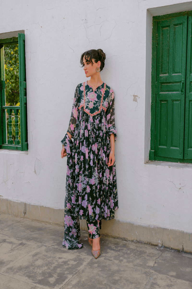 Imperial Grace Kurta Set
