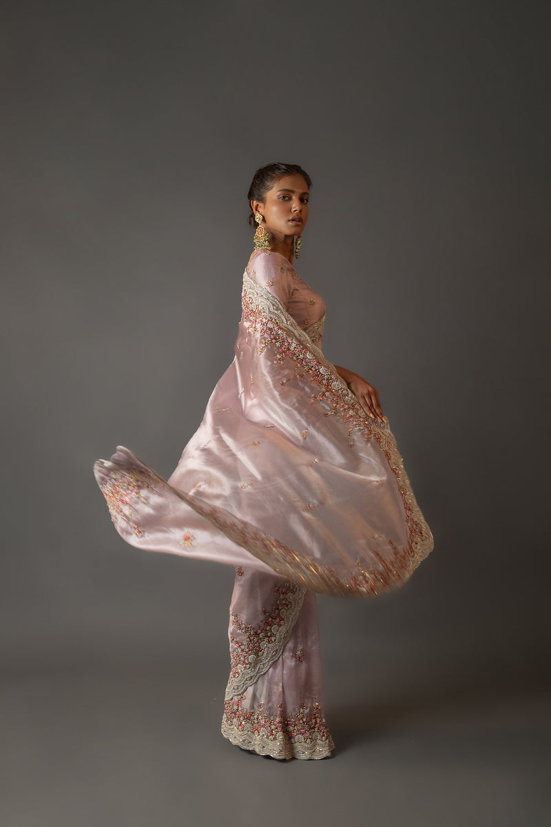 Graceful Regency Weave