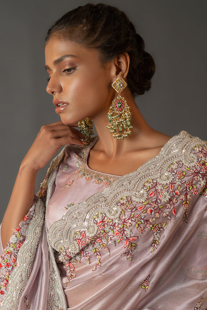 Graceful Regency Weave